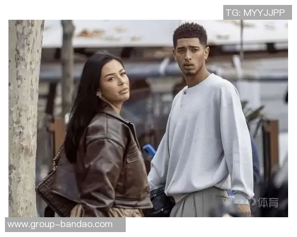 贝林厄姆父母看球无交流引猜测父亲疑似有外遇导致婚姻危机 贝林厄姆父母看球无交流引猜测父亲疑似有外遇导致婚姻危机