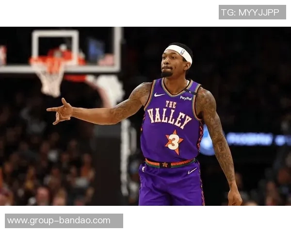 快船季前赛对阵广州龙狮比尔因膝伤缺席其他球员全力出战 快船季前赛对阵广州龙狮比尔因膝伤缺席其他球员全力出战