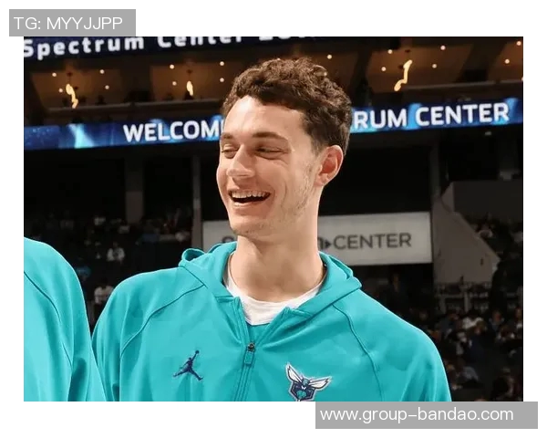 克尼佩尔火力全开砍下29分埃奇库姆与杰明联手助力球队胜利