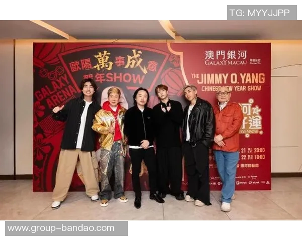 庆祝马年巴黎官方携手王嘉尔推出限量版球衣引发热潮